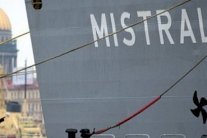 هولاند سيقرر في نهاية الشهر المقبل بشان تسليم ميسترال الى روسيا