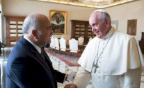 الأمير الحسن وبابا الفاتيكان: الكرامة الإنسانية قضية مشتركة 
