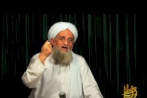 القاعدة ترفع راية أسامة بن لادن شبه القارة الهندية 