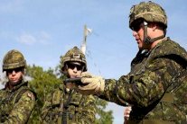  كندا ستنشر عسكريين في العراق لتقديم 