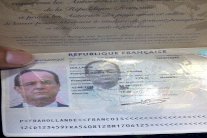 جواز سفر هولاند يطيح برئيس سلطة الطيران العراقي