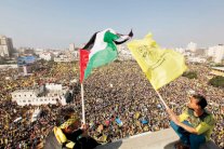 ناشطو فتح يخشون العودة إلى غزة بسبب حماس