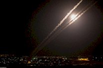 اطلاق صاروخ على اسرائيل من غزة لاول مرة منذ بدء الهدنة