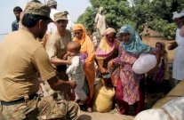 استمرار جهود الاغاثة لانقاذ مئات الالاف الذين احتجزتهم الفيضانات في كشمير