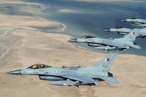 البحرين: مقاتلاتنا أغارت ضد مواقع إرهابية 