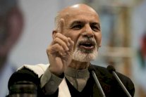  غني يشيد باول 