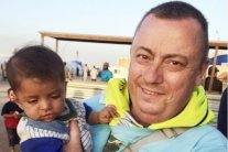 زوجة رهينة بريطاني تناشد الدولة الاسلامية اطلاق سراحه