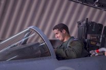 السعودية تنشر صور طياريها وبينهم نجل ولي العهد