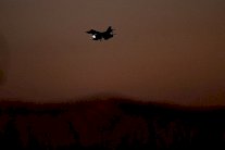 مقتل 140 غالبيتهم من الأجانب في ضربات التحالف الدولي في سوريا