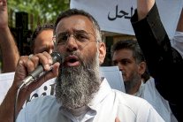 اعتقال الإسلامي البريطاني المتشدد أنجم تشودري