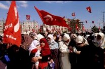 اعتراض امام المحكمة الدستورية التركية على ارتداء الحجاب في المدارس