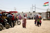 مسؤول سياسي من اكراد تركيا يزور عين العرب المحاصرة من الدولة الاسلامية