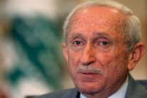 وفاة رئيس الحكومة اللبناني الأسبق عمر كرامي