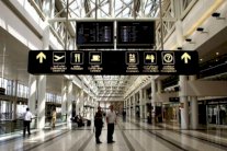 بدء تنفيذ قرار منح السوريين سمات لدخول لبنان