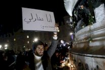 مسلمو فرنسا يسعون للنأي بانفسهم عن 