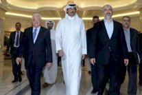 قطر أبعدت خالد مشعل... لم تبعده