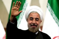 الرئيس الإيراني: فكوا عزلتنا