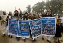 تظاهرة في بيشاور للاشادة بالهجوم على شارلي ايبدو