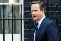 كاميرون يرأس اجتماعاً أمنياً على مستوى عال