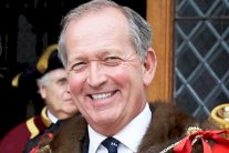 عمدة حي المال في لندن يجول دول الخليج 