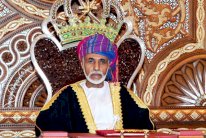 السلطان قابوس يعزي السعودية بوفاة ملكها