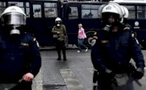 المشتبه به الموقوف في اليونان وافق على تسليمه لبروكسل