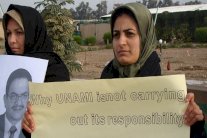 اللاجئات الإيرانيات في العراق يتظاهرن ضد الحصار الطبي