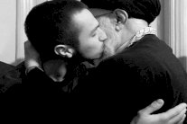 إيران تشيِّع العميد الحرسي قتيل الغارة الإسرائيلية 