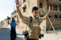 مصرع وإصابة 4 صحافيين عراقيين في معارك ضد داعش