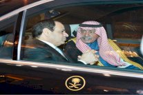 السيسي في الرياض للاطمئنان إلى الملك عبدالله