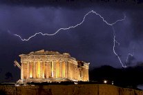 معاهد أبحاث المانية: لطرد اليونان من منطقة اليورو 