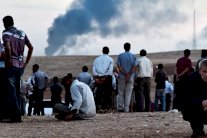 سكان كوباني يتوافدون على اكبر مخيم للنازحين في تركيا