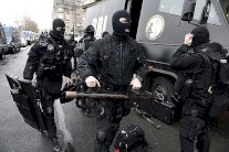 مطالب بمنع تحول سجون فرنسا لتجنيد الإرهابيين