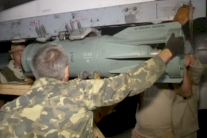 الناتو: حشد قوات برية روسية في سوريا