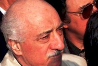 ادعاء اسطنبول يطالب بالمؤبد لغولن