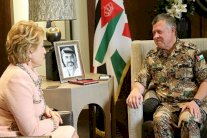 عاهل الأردن يستقبل كبيرة برلمان الإتحاد الروسي 