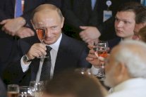 بوتين يحتفل بعيد ميلاده الـ63 وسط تحديات أمنية