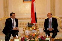 رئيس اليمن يدعو الحوثيين للالتزام بقرار مجلس الأمن