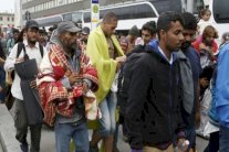 عشرات الالاف يتظاهرون في فيينا تضامنا مع المهاجرين