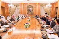 السعودية وفرنسا توقعان 4 اتفاقيات تعاون