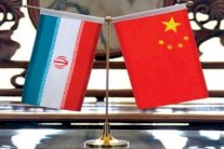 اميرال صيني يزور إيران ويدعو الى تعزيز العلاقات