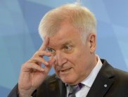 المحافظون الألمان منقسمون حول أزمة اللاجئين