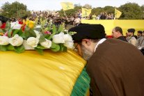 حزب الله يعترف بمقتل أحد أرفع قادته في سوريا