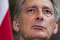 بريطانيا: نتطلع للتعاون مع ليبيا تنعم بالسلام