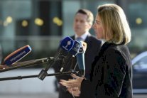 أوروبا تدعو روسيا لوقف الضربات ضد المعارضة المعتدلة