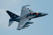 ناشطون معارضون: روسيا قصفت مواقع النظام في حمص