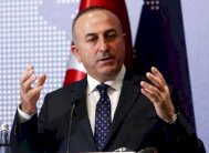 تركيا: روسيا ترتكب