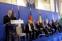 وزراء الخارجية أوروبا يعلقون العقوبات بحق بيلاروسيا