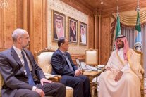 محمد بن سلمان يبحث مع المبعوث الأممي الأوضاع اليمنية