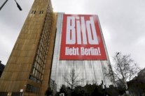 صحيفة بيلد تبلغ القضاء عن تعليقات مسيئة على فايسبوك